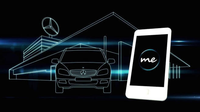 메르세데스 미 커넥트는 LTE 기반의 차량?운전자?서비스센터 3자 간 연결로 다양한 안전 및 편의 솔루션 제공한다.