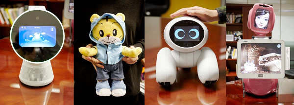 SK텔레콤이 ‘모바일 월드 콩그레스’에서 선보일 예정인 4종의 인공지능 로봇. 사진 왼쪽부터 ‘소셜봇’, ‘토이봇’, ‘펫봇’, ‘커머스 봇’