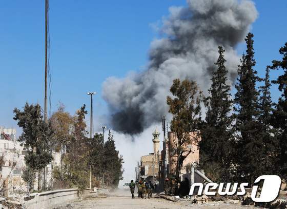 터키의 지원을 받는 시리아 반군은 IS 거점 알밥을 23일(현지시간) 수복했다. © AFP=뉴스1