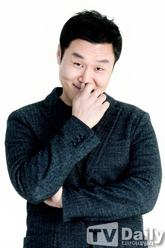 윤경호