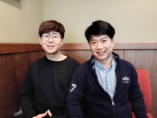 스케치웨어 개발사 비썸(besome)의 박성우 CMO(왼쪽)와 김기한 대표