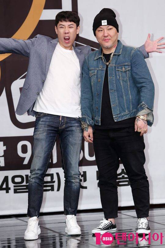 양세찬-용감한형제가 12일 오후 서울 마포구 상암동 MBC 골든마우스홀에서 열린 MBC 예능 ‘발칙한 동거 빈방 있음’ 제작발표회에 참석해 포토타임을 갖고 있다.