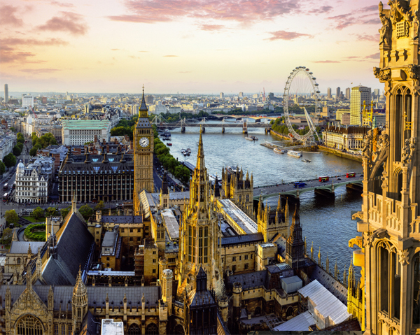 유럽의 금융허브이자 잉글랜드의 수도 런던의 모습. 런던은 작년 세계인이 가장 선호하는 유럽 도시로 선정되기도 했다. [사진 제공 = 롯데관광]