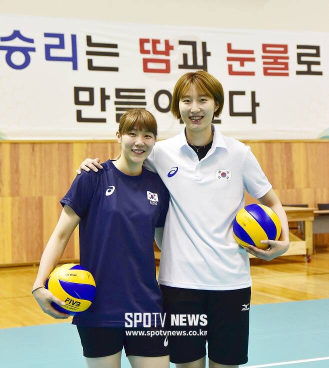 ▲ 박정아(오른쪽)와 이소영 ⓒ 조영준 기자