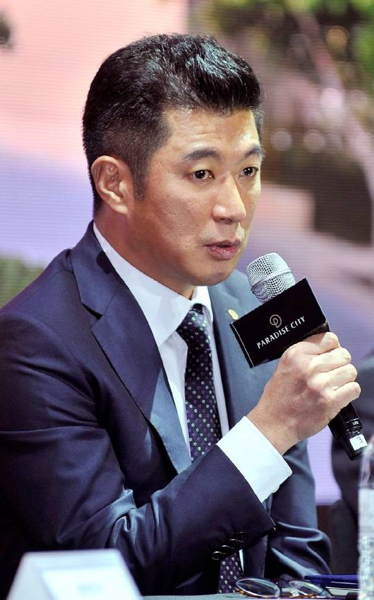 전필립 파라다이스그룹 회장은 “파라다이스시티를 동북아시아의 관광 랜드마크로 만들겠다”고 선언했다.