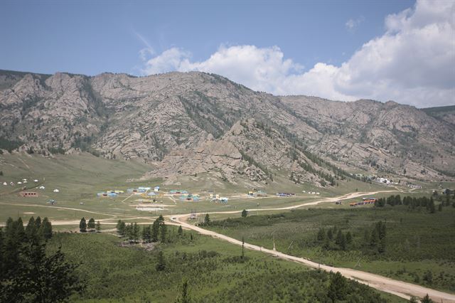 테를지 국립공원을 찾아 몽골의 자연을 만끽했다.
