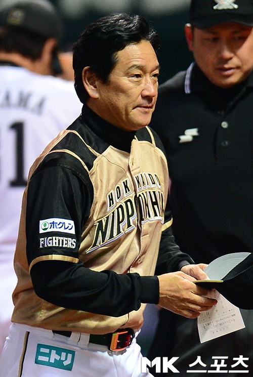 올 시즌 부진한 닛폰햄이 쿠리야마 히데키 감독의 업적을 인정, 유임을 요청할 계획이다. 사진=MK스포츠 DB
