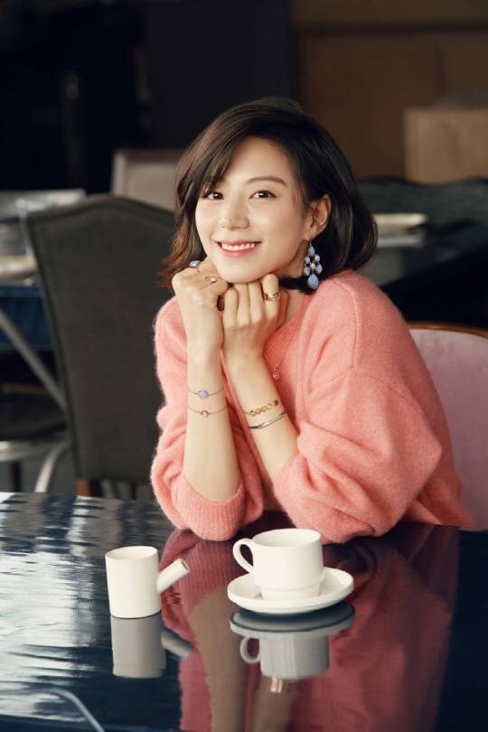 모니카비나더
