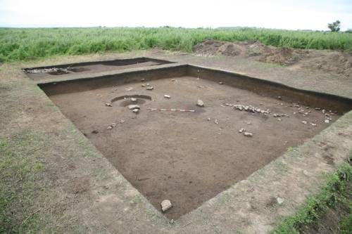 염주성 중심건물 기초부. [동북아역사재단 제공]