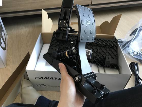 시뮬레이터를 활용한 연습으로 많은 부분들을 배울 수 있다. 사진 박상욱 기자