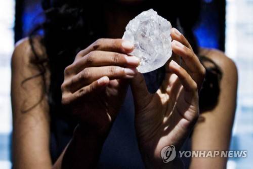세계에서 두 번째로 큰 1천캐럿 다이아몬드 600억원에 팔려 | 인스티즈
