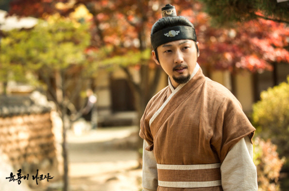 배우 이승효.