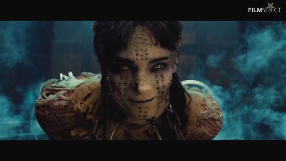 소피아 부텔라가 연기한 아마네트 여왕의 모습. [중앙포토]