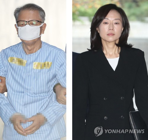(서울=연합뉴스) 김주성 임헌정 기자 = 문화·예술계 지원배제 명단인 이른바 '블랙리스트' 사건으로 기소된 김기춘 전 대통령 비서실장과 조윤선 전 문화체육관광부 장관이 17일 오전 서울 서초구 서울고등법원에서 열린 항소심 첫 공판에 출석하며 법정으로 향하고 있다. 2017.10.17      utzza@yna.co.kr      kane@yna.co.kr