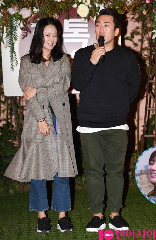 개그맨 이상훈이 20일 오후 서울 강남구 논현동 한 웨딩홀에서 열린 토크콘서트 하톡왔숑’하하랜드’ 앵콜 행사에 참석하고 있다.