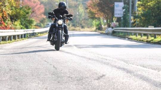 할리데이비슨 2017년형 '아이언 883(Iron 883)'