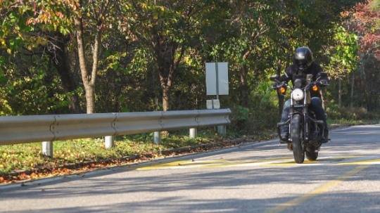 할리데이비슨 2017년형 '아이언 883(Iron 883)'