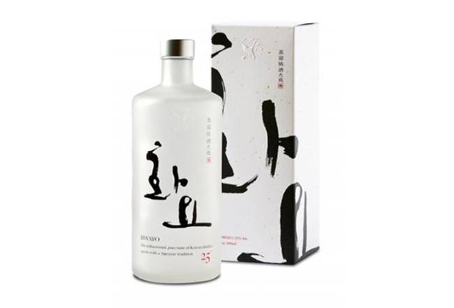 광주요의 화요25. 화요는 증류소주 중 최고의 판매량을 자랑한다. 화요25는 그중에서도 가장 많이 팔리는 제품이다. /사진=홈페이지 캡처