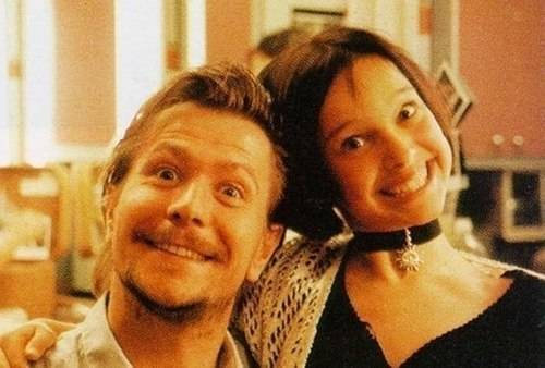 1994년 영화 '레옹'에 출연한 게리 올드만(왼쪽)과 나탈리 포트만. 이 영화는 당시 13세였던 포트만의 데뷔작이다. [중앙포토]