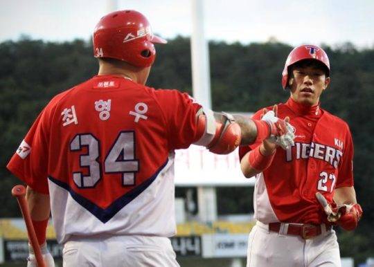 처음에는 어색했던 KIA 유니폼, 이젠 그들이 없는 KIA는 상상되지 않는다.(사진=KIA 타이거즈)