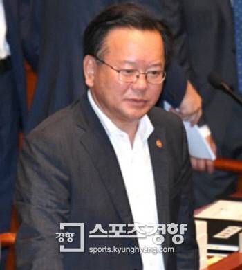 김부겸 행정안전부 장관. 권호욱 기자 biggun@kyunghyang.com