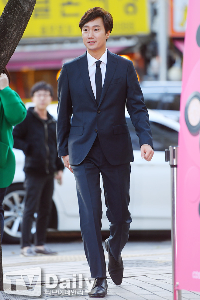 박해일