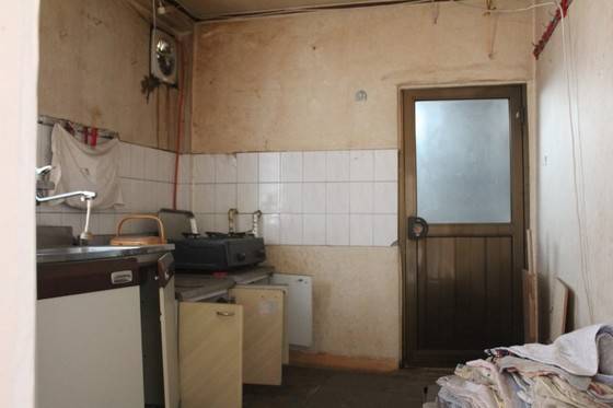 봄엔게스트하우스로 리모델링 하기 전 주방 모습. [사진 동네방네협동조합]