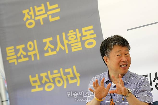 ▲ 권영빈 세월호 선체조사위원이 작년 8월 특조위 조사활동 기간 보장을 위한 단식농성을 벌이고 있다.ⓒ민중의소리