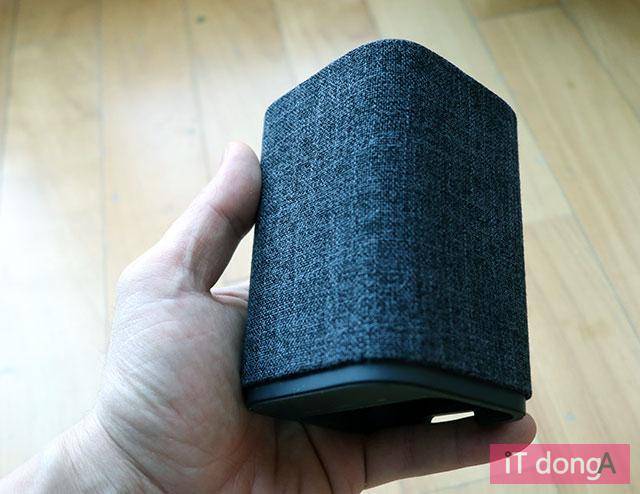 크기는 500ml 우유팩 정도다