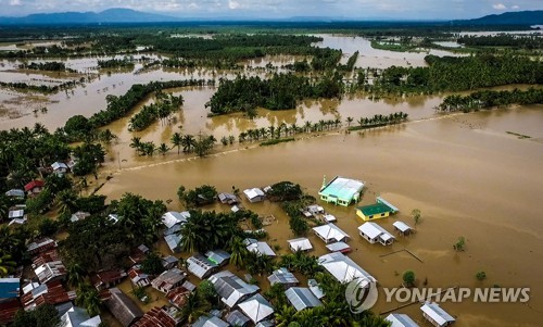 홍수로 물에 잠긴 필리핀 남부 민다나오 섬의 노스 코타바토 주[AFP=연합뉴스]