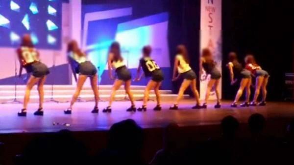 2015년 열린 대구가톨릭대병원 비전 선포식에서 간호사들은 짧은 복장으로 선정적인 춤을 춰야 했다. 간호사들은 병원 측이 이날 행사를 위해 각 부서에서 외모를 기준으로 1명씩 차출한 뒤 한 달 넘게 수간호사 관리 하에 연습을 시켰다고 증언했다.