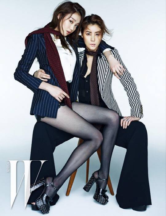 ‘2018 골든디스크’ 이성경, 과거 극세사 각선미 자랑 ‘모델포스’