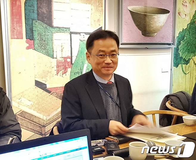 이영열 문체부 예술정책관이 11일 서울 중구 청계천로 한 식당에서 문화예술교육 5개년 종합계획에 대해 설명하고 있다. © News1