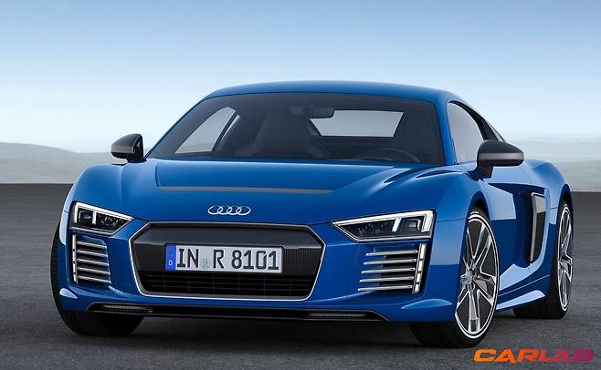 현재는 단종된 아우디 R8 e-트론
