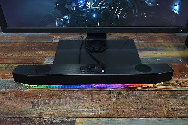 사운드블라스터X 카타나의 사운드바.