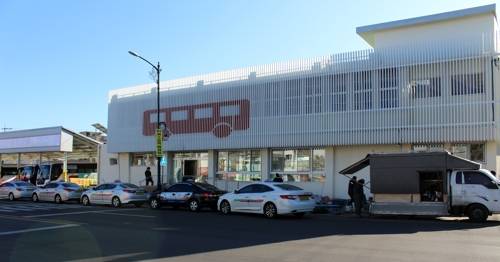 새롭게 단장된 속초시외버스터미널 [연합뉴스 자료사진]