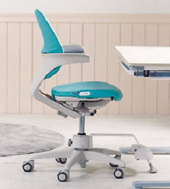 디비케이의 ‘듀오백 온’ 의자.