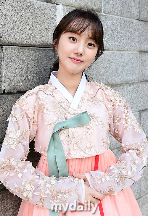 ▲ 한복 입은 박세완 '양반집 규슈 같네'