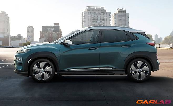 전체적으로 일반 코나와 큰 차이는 없지만, 크기가 아주 살짝 늘어났다