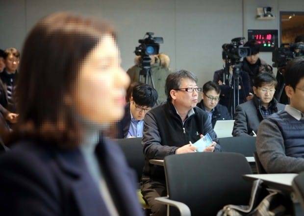 박수현 전 청와대 대변인의 전 부인이 오영환 씨의 불륜의혹 제기에 대해 사실이라고 말했다 (사진=연합뉴스)