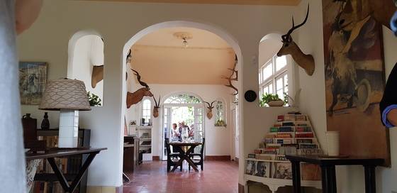 쿠바 아바나 서부의 헤밍웨이 저택은 그가 살던 당시의 모습으로 말끔하게 수리돼 손님을 맞았다.