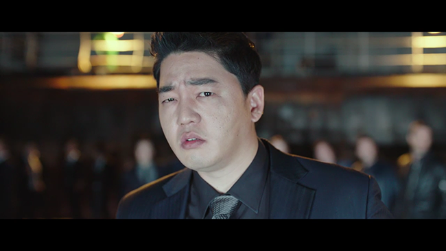 배우 문지윤은 `불한당: 나쁜 놈들의 세상`(2017)에서 교도소 1인자 재호(설경구)의 오른팔 영근을 연기했다. /사진제공=CJ엔터테인먼트