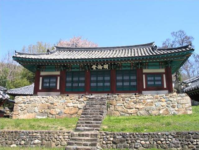 ▲초계향교(草溪鄕校)는 1628년(인조 6)에 세웠고 1800년대 초반에 현재의 위치로 옮겨졌다.Ⓒ합천군