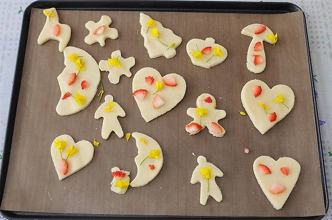 이 상태로 구워서 먹거나 가져간다. 아이들이 좋아하는 체험이다. ⓒ홍윤호