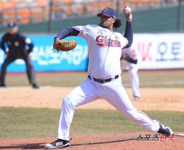 롯데 듀브론트. 스포츠코리아 제공