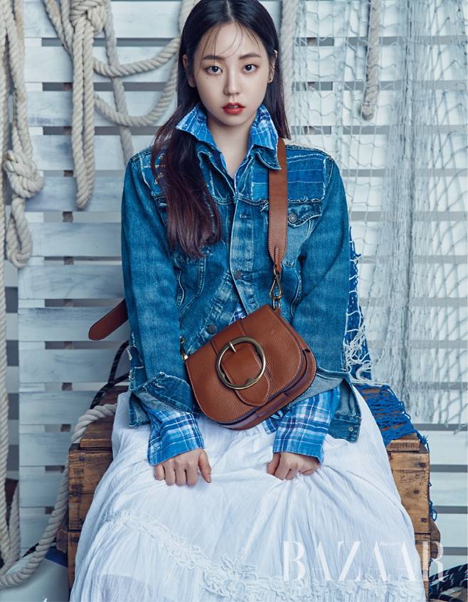 배우 안소희. 사진제공 바자 코리아