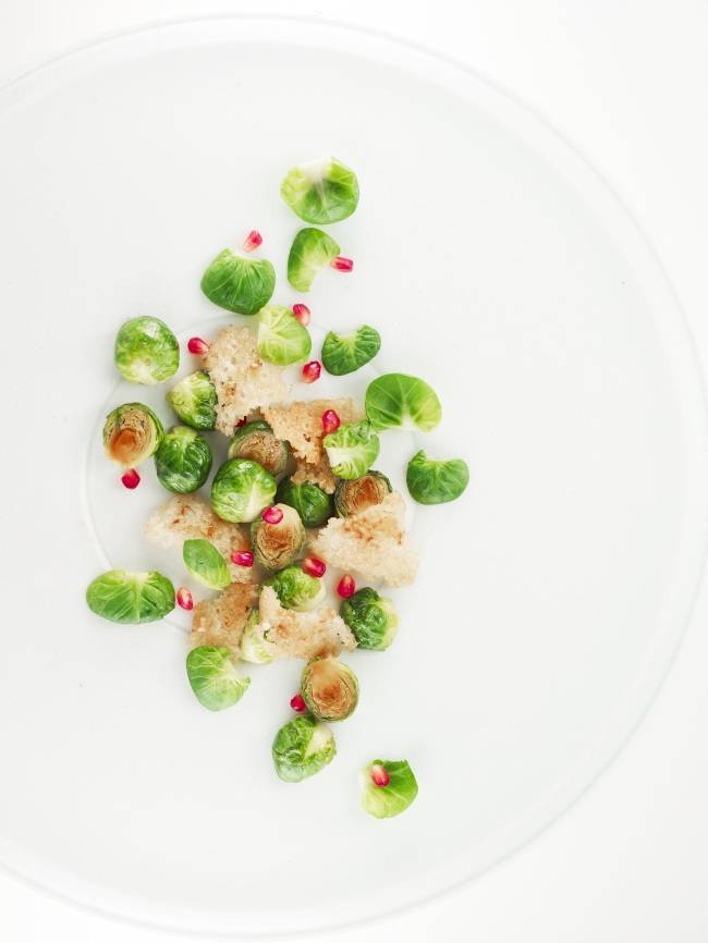 Stir-fried Brussels sprouts with crunchy rice (Moon Duk-gwan / Wookwan)