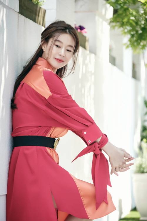 배우 예지원이 끊임없이 도전하고 연기하는 배우가 되겠다고 전했다. 사진=쉘위토크