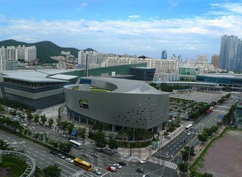 부산 벡스코 전경.