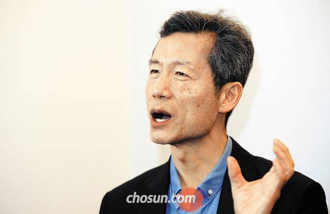 김영환씨는 “조국 민정수석은 법대 동기로 운동권 축에 못 끼였고 교류가 없었다”고 말했다. /박상훈 기자